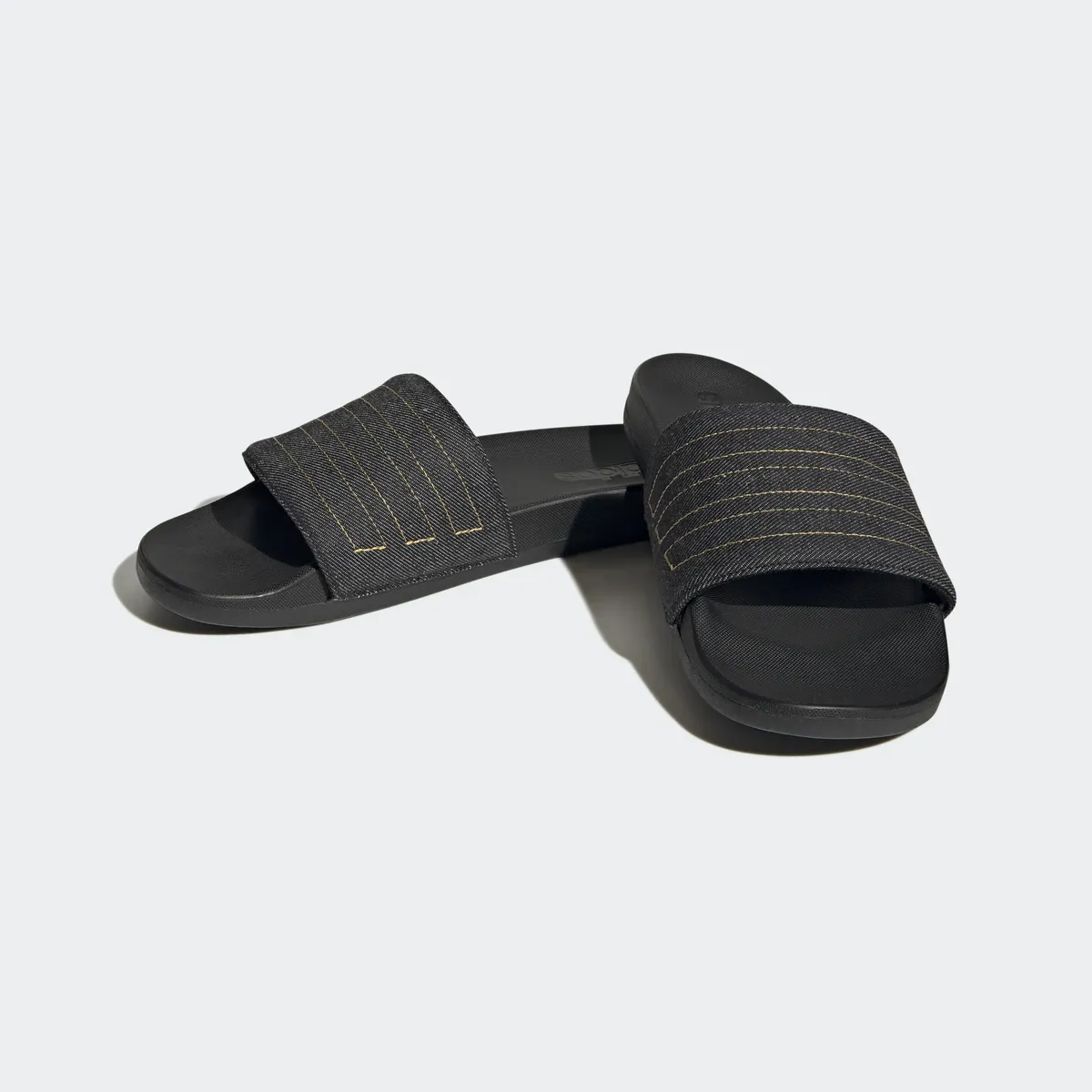 Adidas Спортивные купальные сандалии "COMFORT ADILETTE" Adidas Sportswear, цвет Core Black / Preloved Yellow / Core Black — фото 2