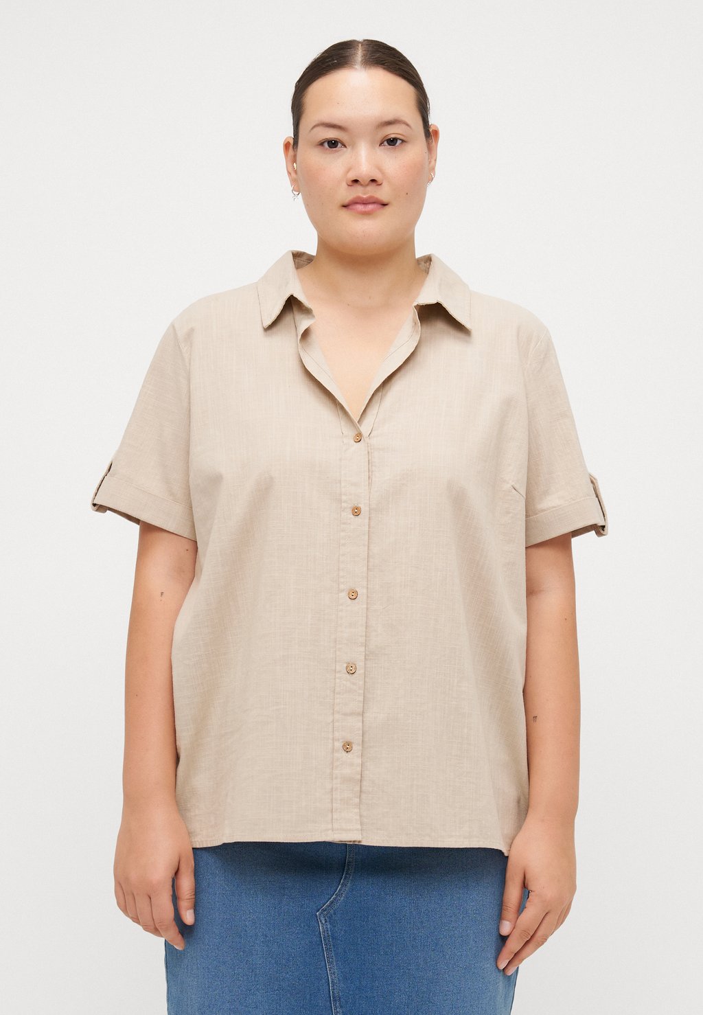 

Блузка на пуговицах CARCOCO SHIRT ONLY Carmakoma, бежевый