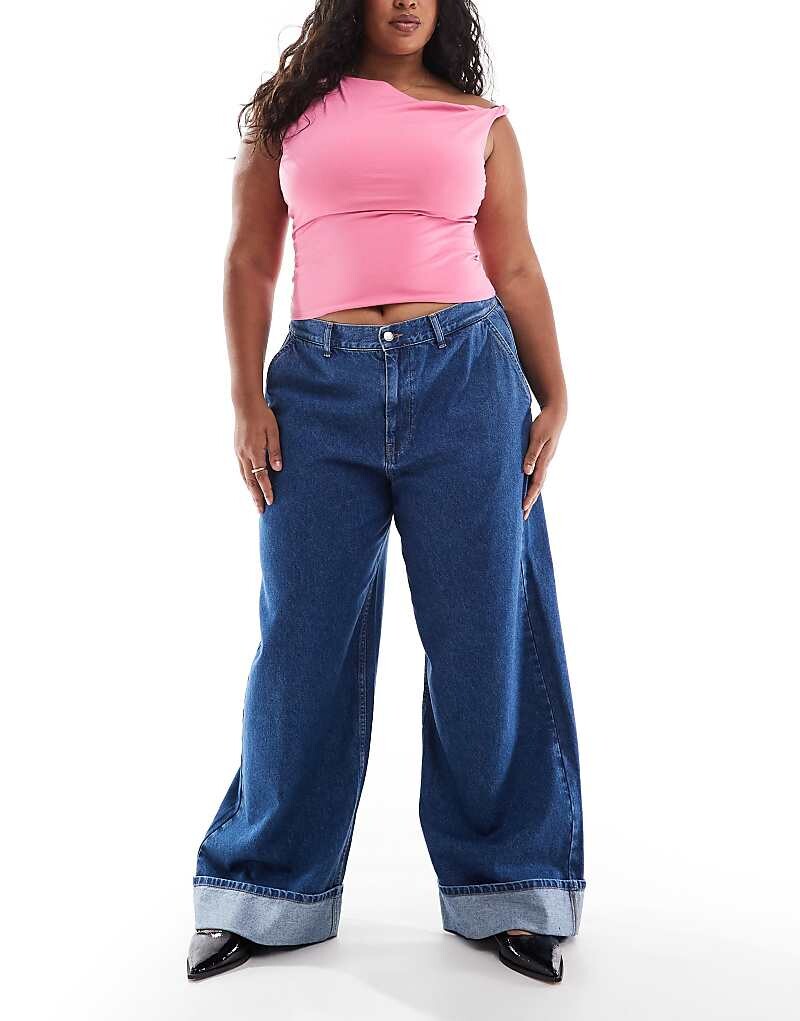 

ASOS DESIGN Curve – синие джинсы подкатанные