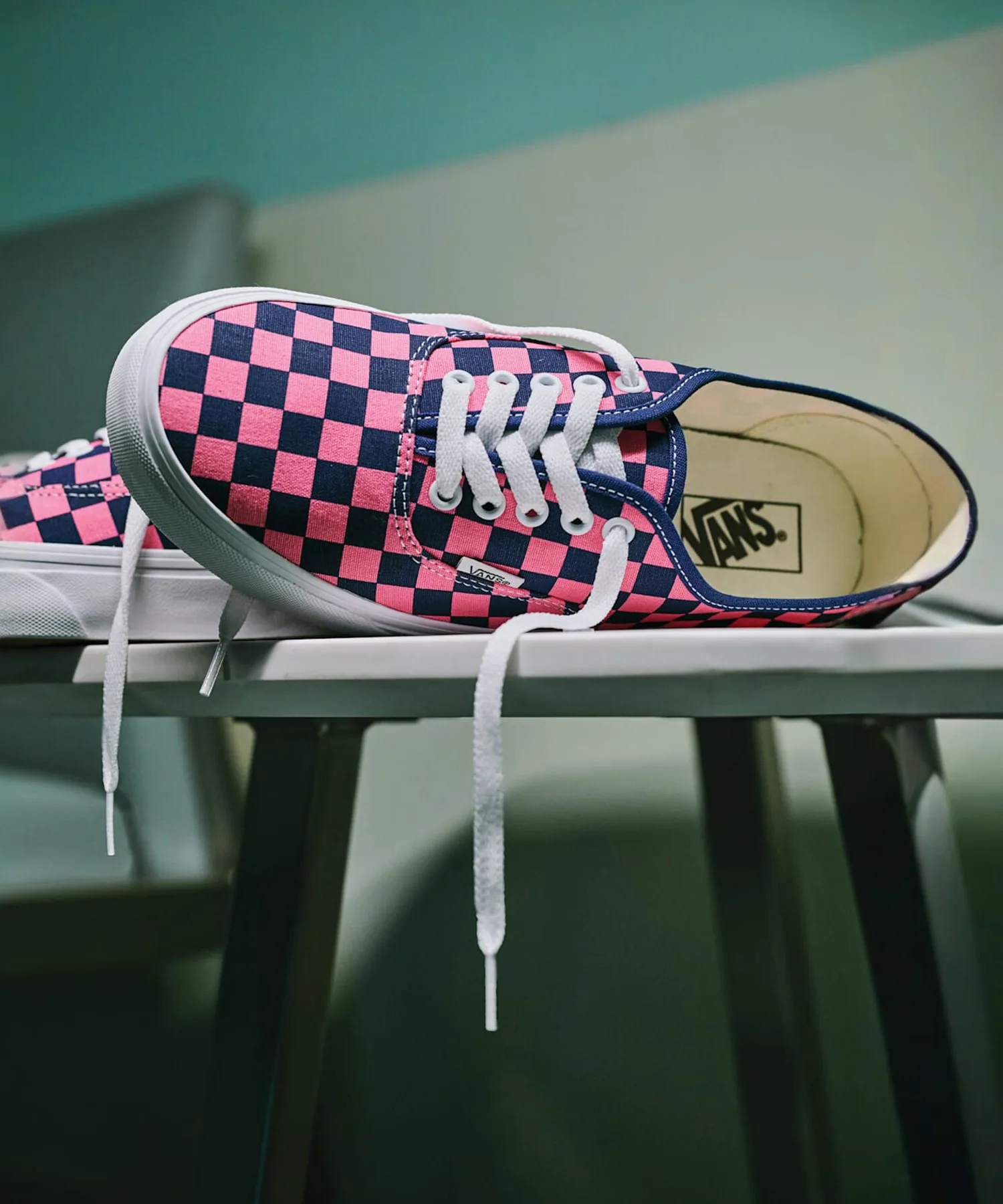 Унисекс кеды Authentic CHECKERBOARD VANS VN000EAD1VZ1 розовые