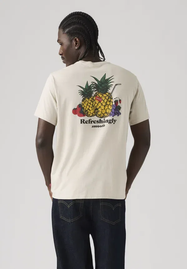 Футболка Levi's Relaxed fit print t-shirt, цвет прибрежный креативный свежий и гладкий пемзовый камень — фото 2