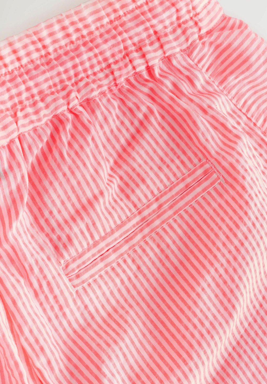 Брюки RICH WIDE LEG PINSTRIPE Next, розовый — фото 3