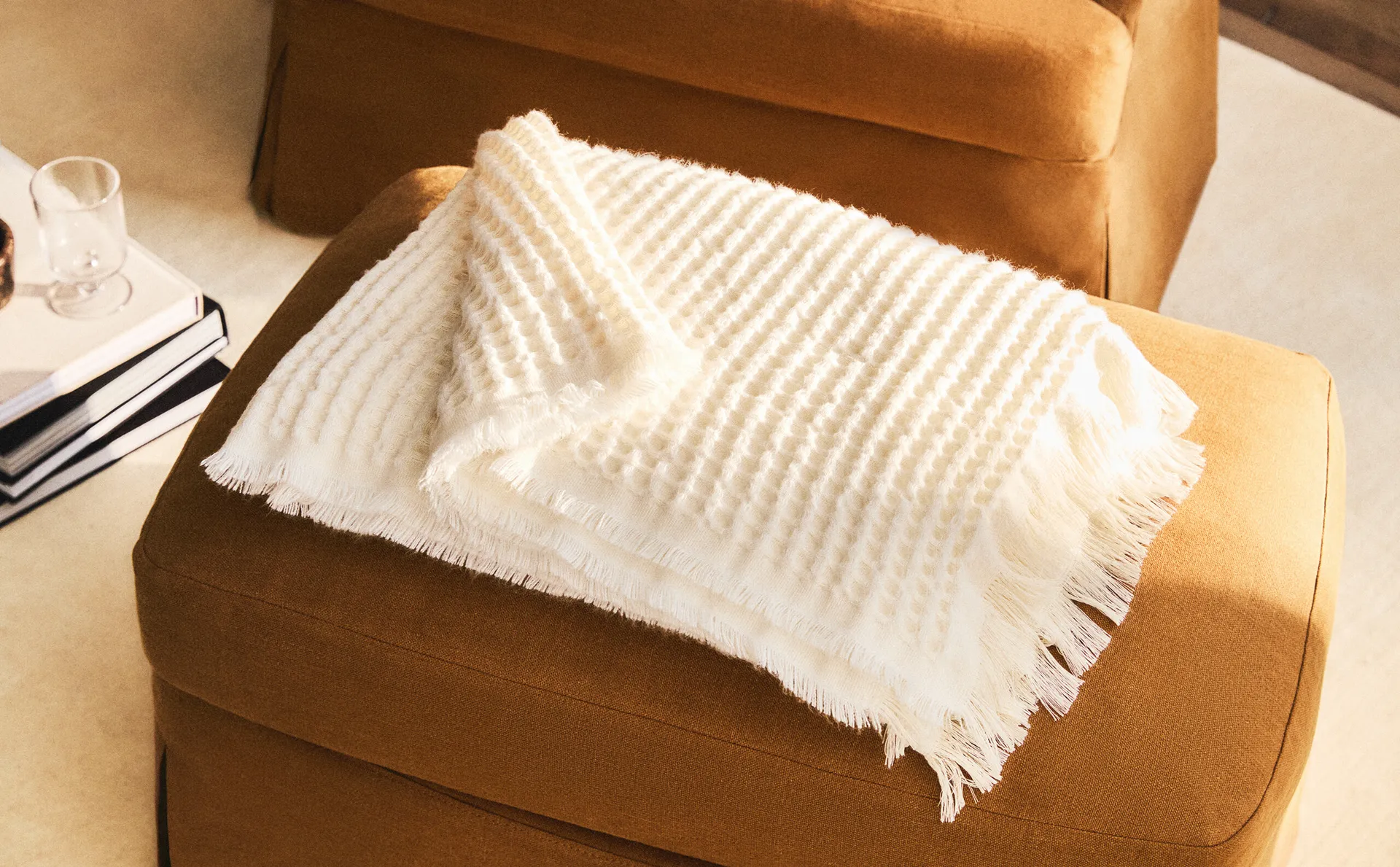 

Плед с вафельным эффектом Zara Home, экрю