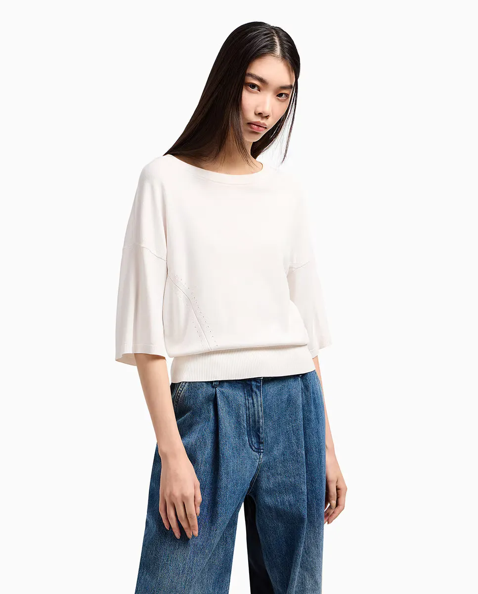 

Женский свитер из вискозы с короткими рукавами Armani Exchange, цвет Crudo