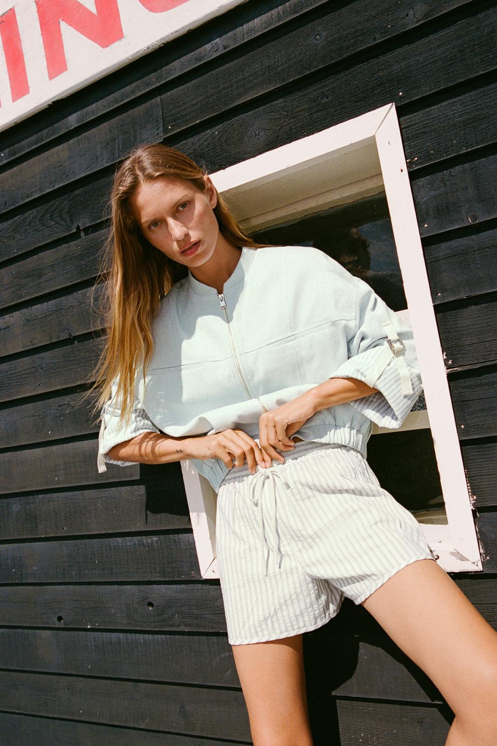 

Полосатые шорты на завязках ZARA, цвет Ecru/Brown