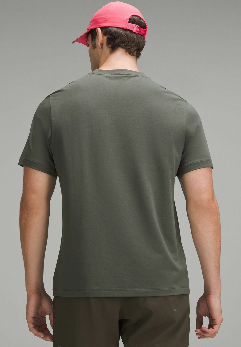 

Базовая футболка SHORT SLEEVE lululemon, оливковый
