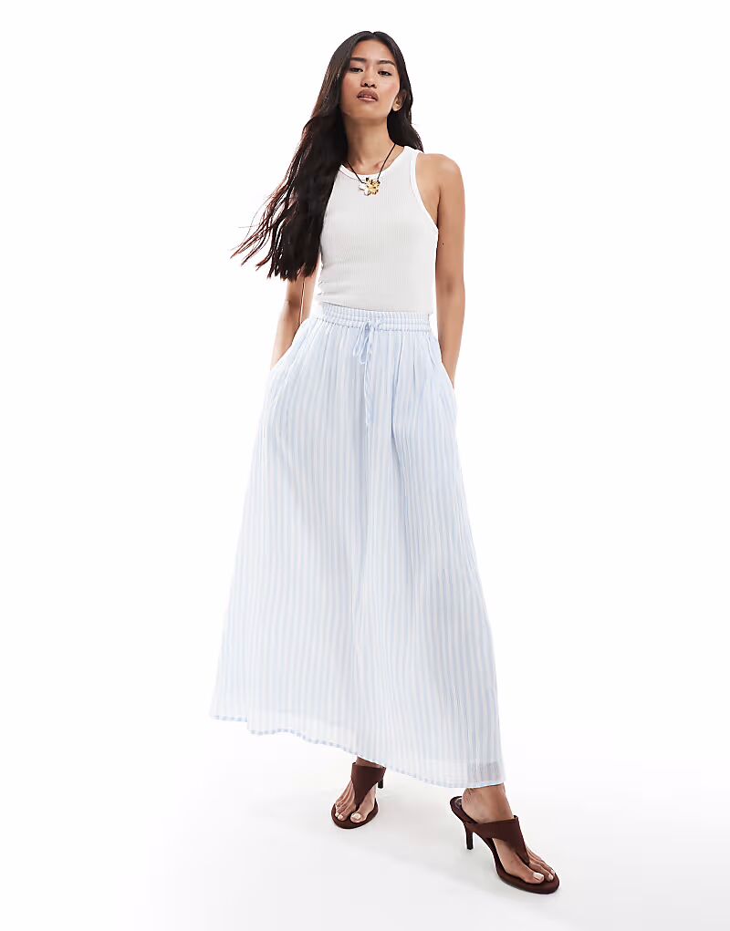 

Юбка макси с принтом в синюю полоску Miss Selfridge