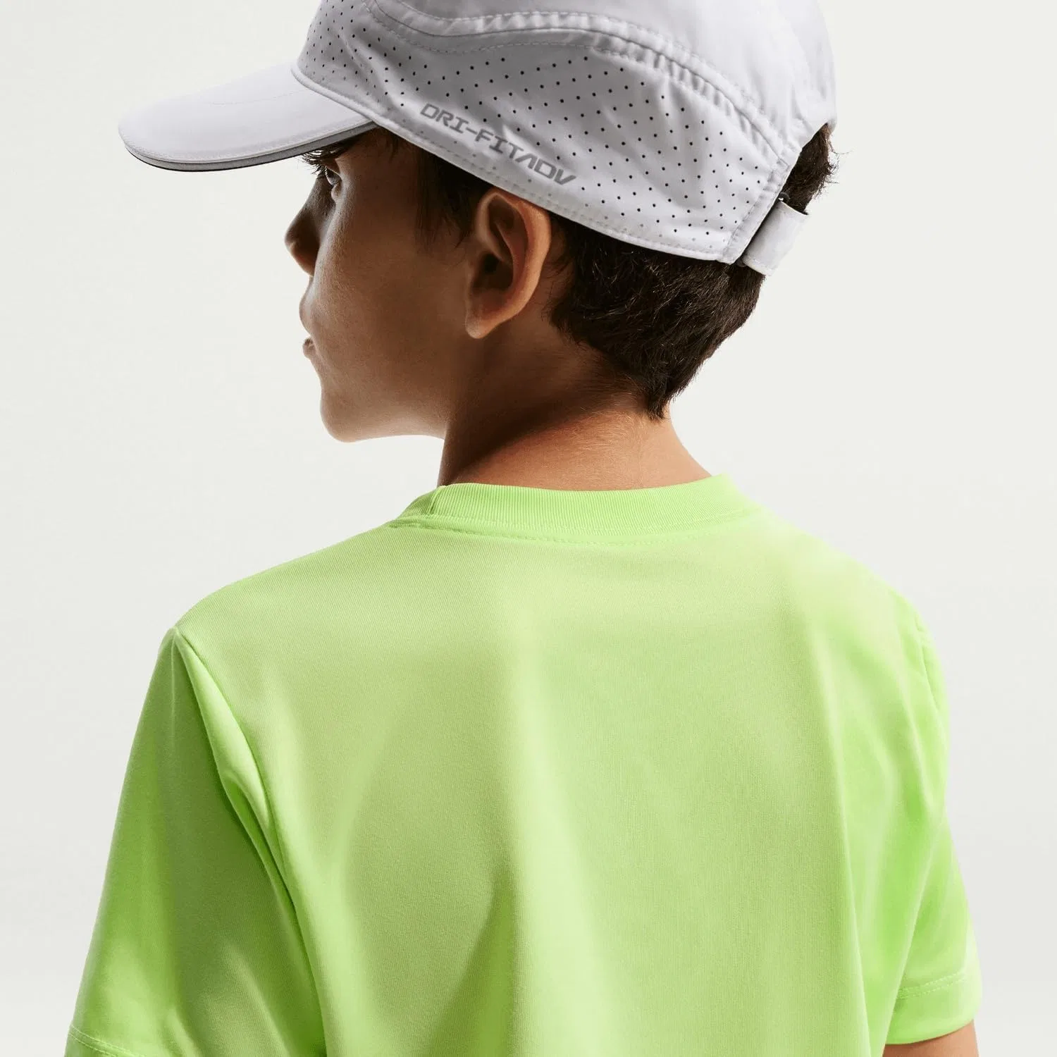 Футболка Nike Legend Dri-FIT, Light Liquid Lime — фото 2