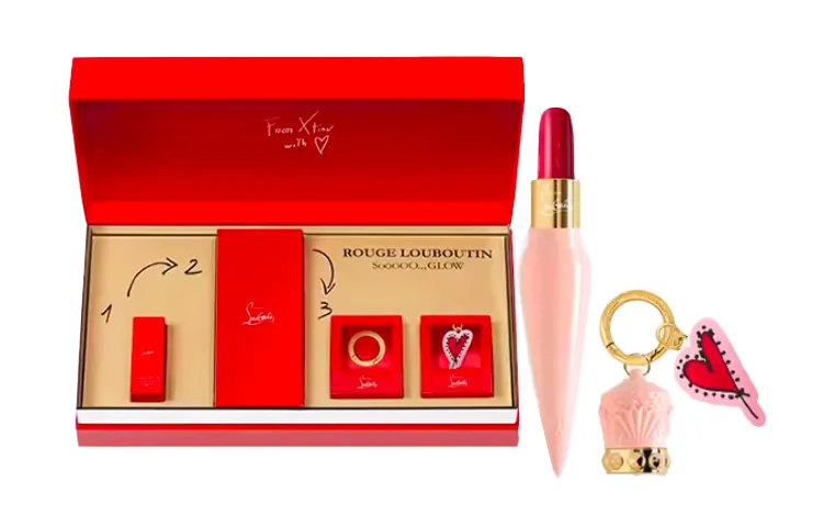 Christian Louboutin Помада CL Radiant Custom Lipstick Heart, набор для макияжа, легко растушевывается, Four-Piece Set — фото 3