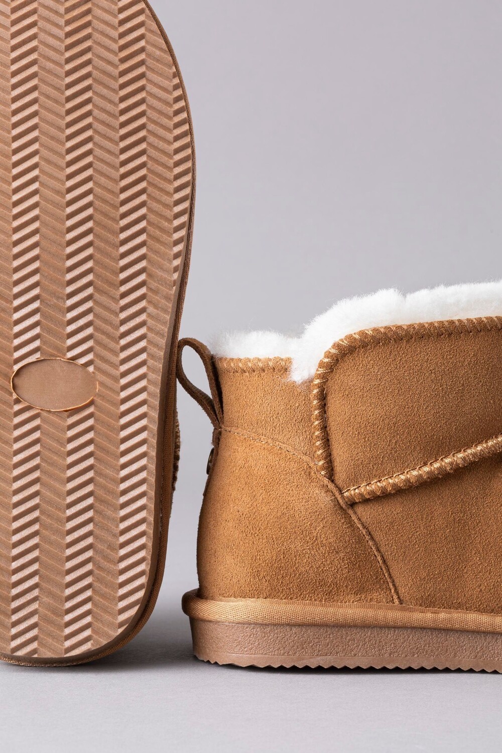Кожаные тапочки Lakeland GreyLadies и ботильоны из овчины Lakeland Leather, коричневый — фото 4