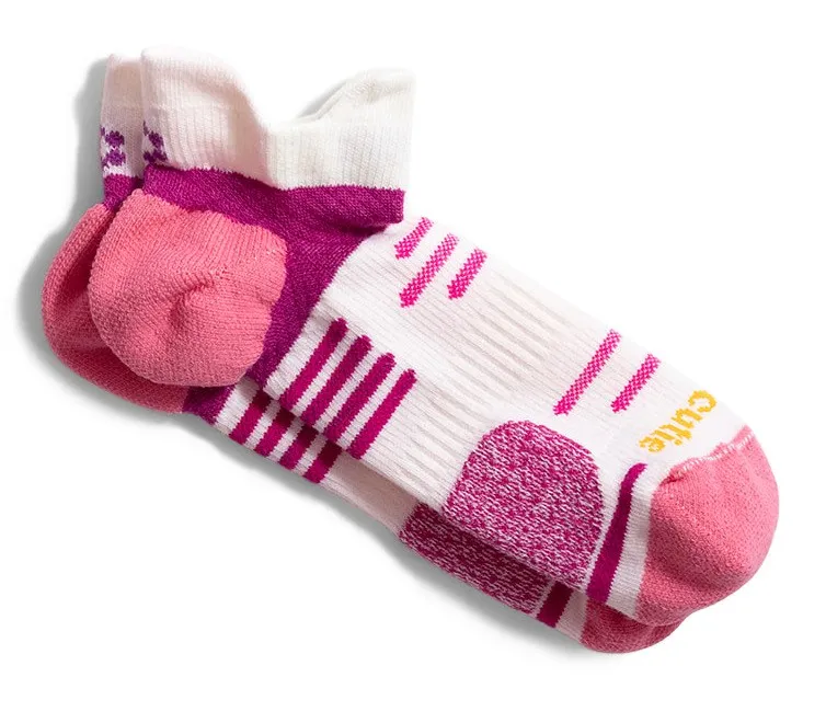 

Женские носки Tia All-Terrain без видимого носка с двойным клапаном ToughCutie, White/Boysenberry