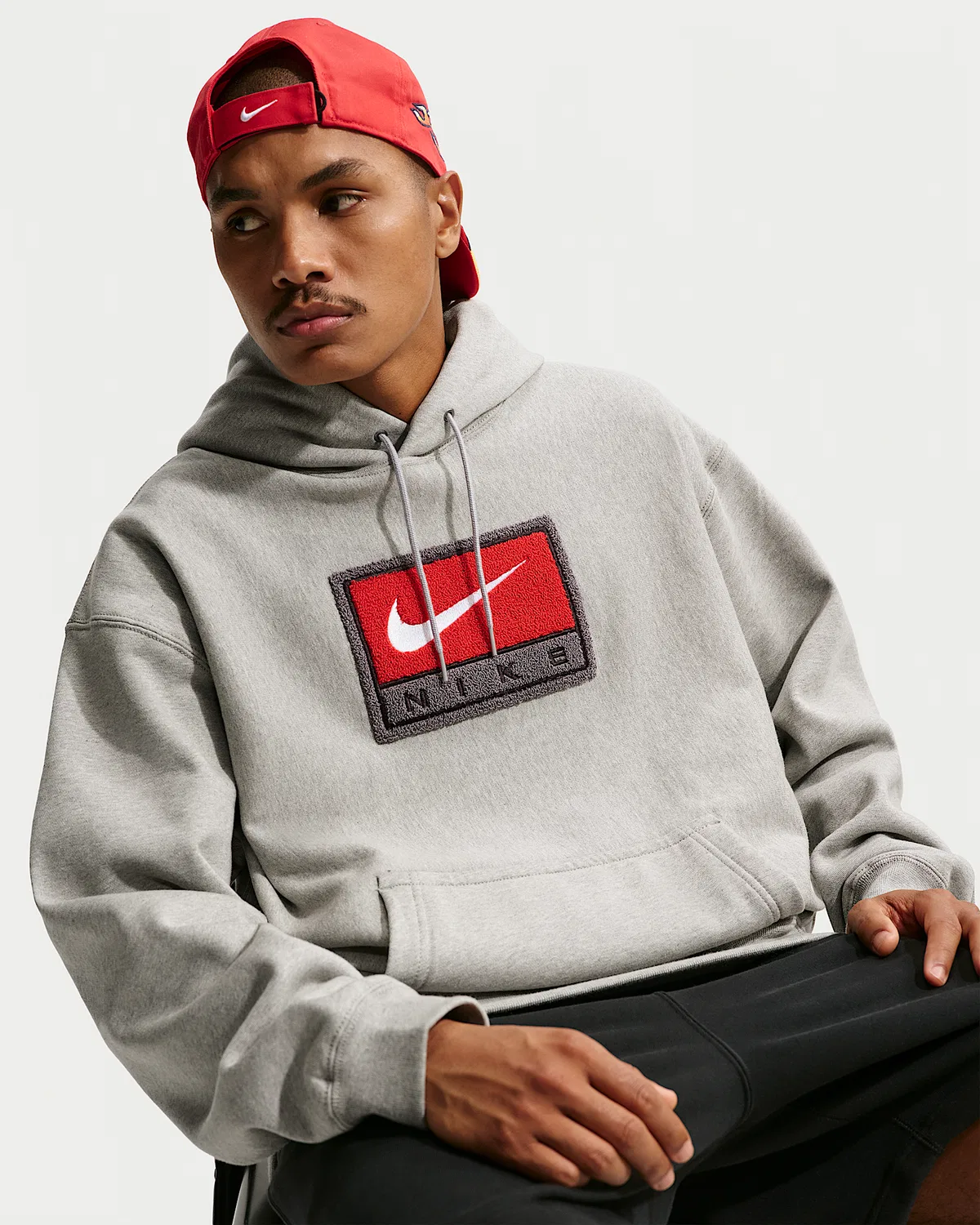 Мужская флисовая худи-пуловер Nike Solo Swoosh, Dark Grey Heather/White — фото 3