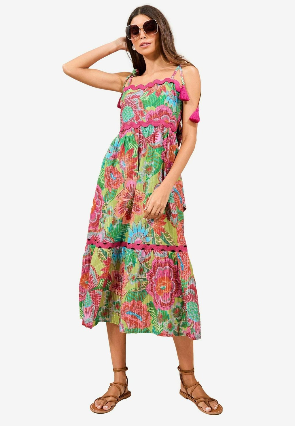 

Повседневное платье REGULAR FIT-RIC RAC TRIM PRINTED CAMI MIDI Lipsy, розовый
