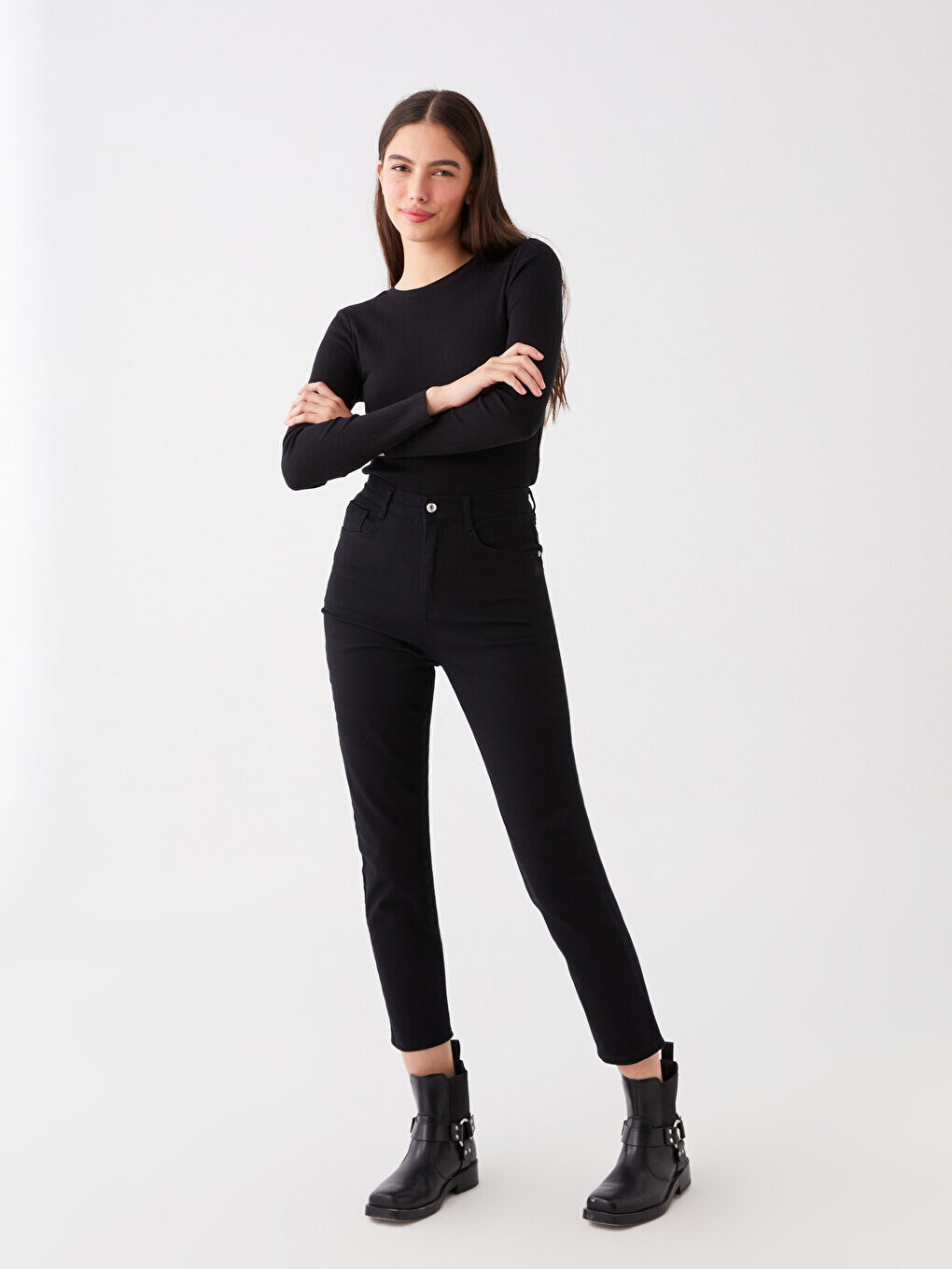 

Женские джинсовые брюки Mom Fit LCW Jeans, черное родео, Черный, Женские джинсовые брюки Mom Fit LCW Jeans, черное родео