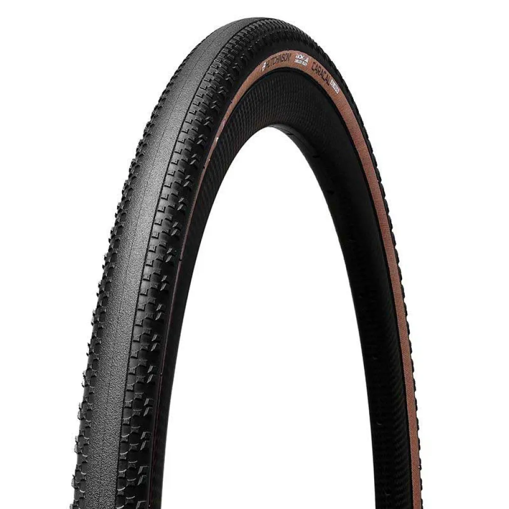 

Гравийная шина Hutchinson Caracal All Road Tubeless 700 x 35, черный