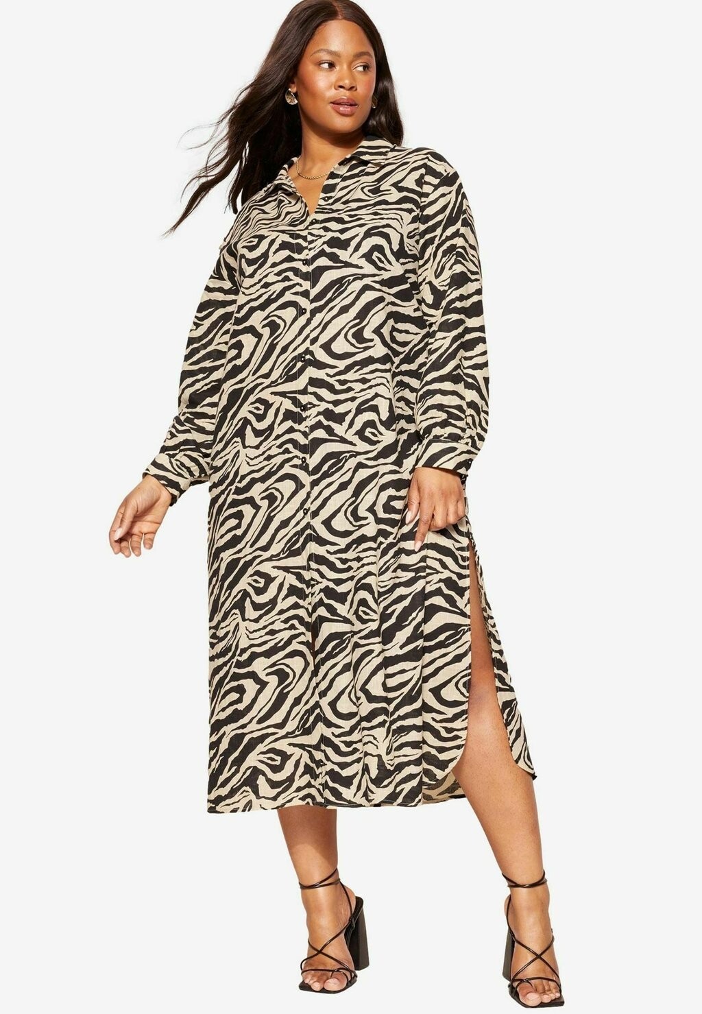

Блузка на пуговицах LOOK ZEBRA LONGLINE REGULAR FIT Curves Like These, черный
