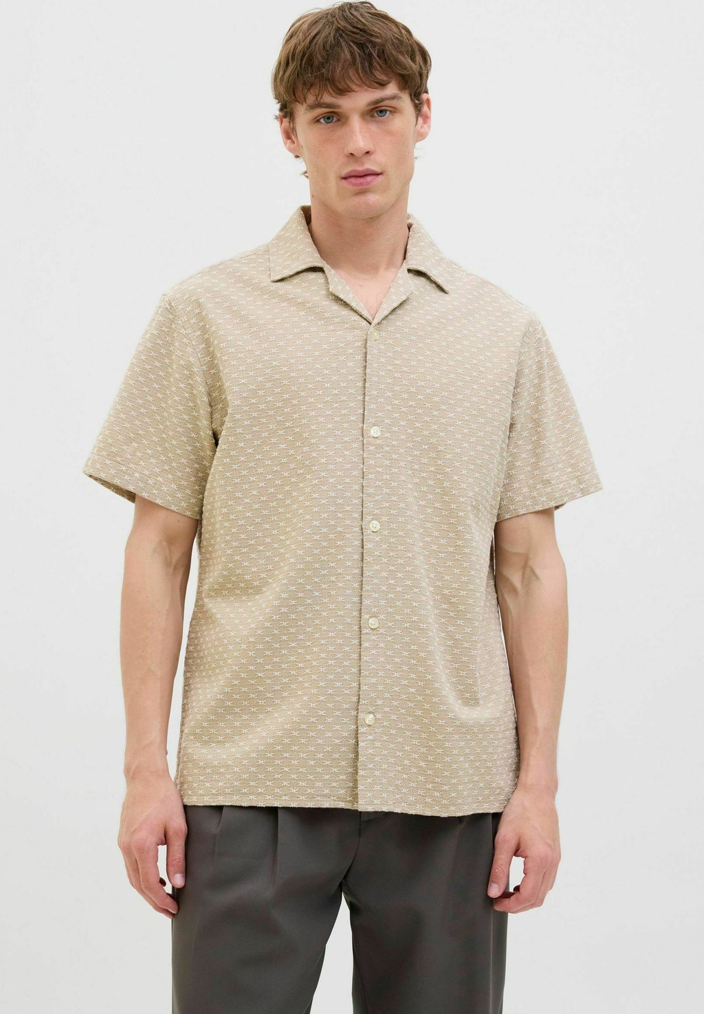 

Рубашка RELAXED FIT Jack & Jones PREMIUM, цвет Trench Coat