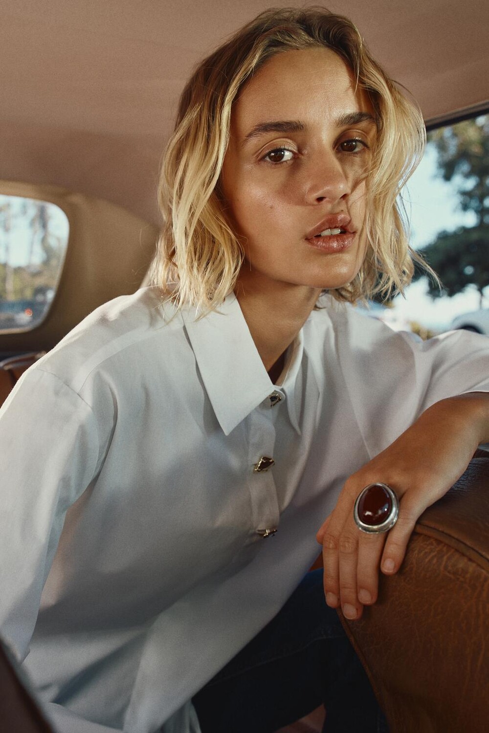 

Рубашка из поплина с золотыми пуговицами ZARA, белый