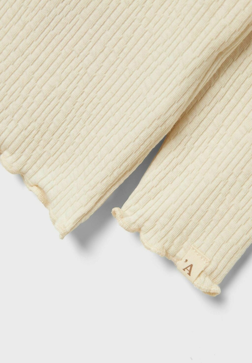 

Топ с длинными рукавами SLIM FIT Lil' Atelier, кремовый