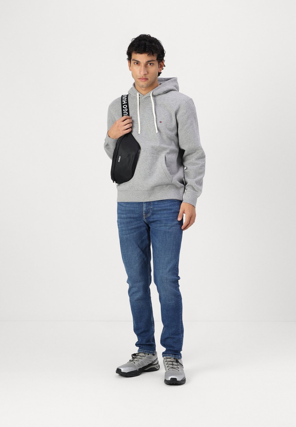 Толстовка с капюшоном ESSENTIAL HOODY Tommy Hilfiger, серый — фото 4