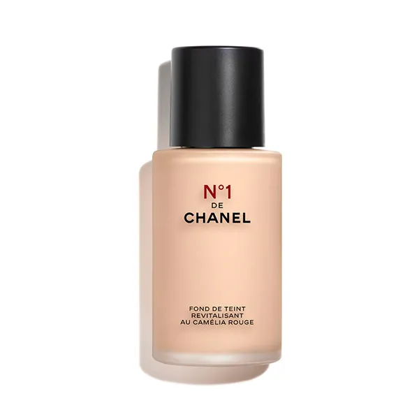 

ОСВЕТЛЯЕТ – УВЛАЖНЯЕТ – ЗАЩИЩАЕТ N°1 DE CHANEL FONDO DE MAQUILLAJE BD121 Chanel, BR32