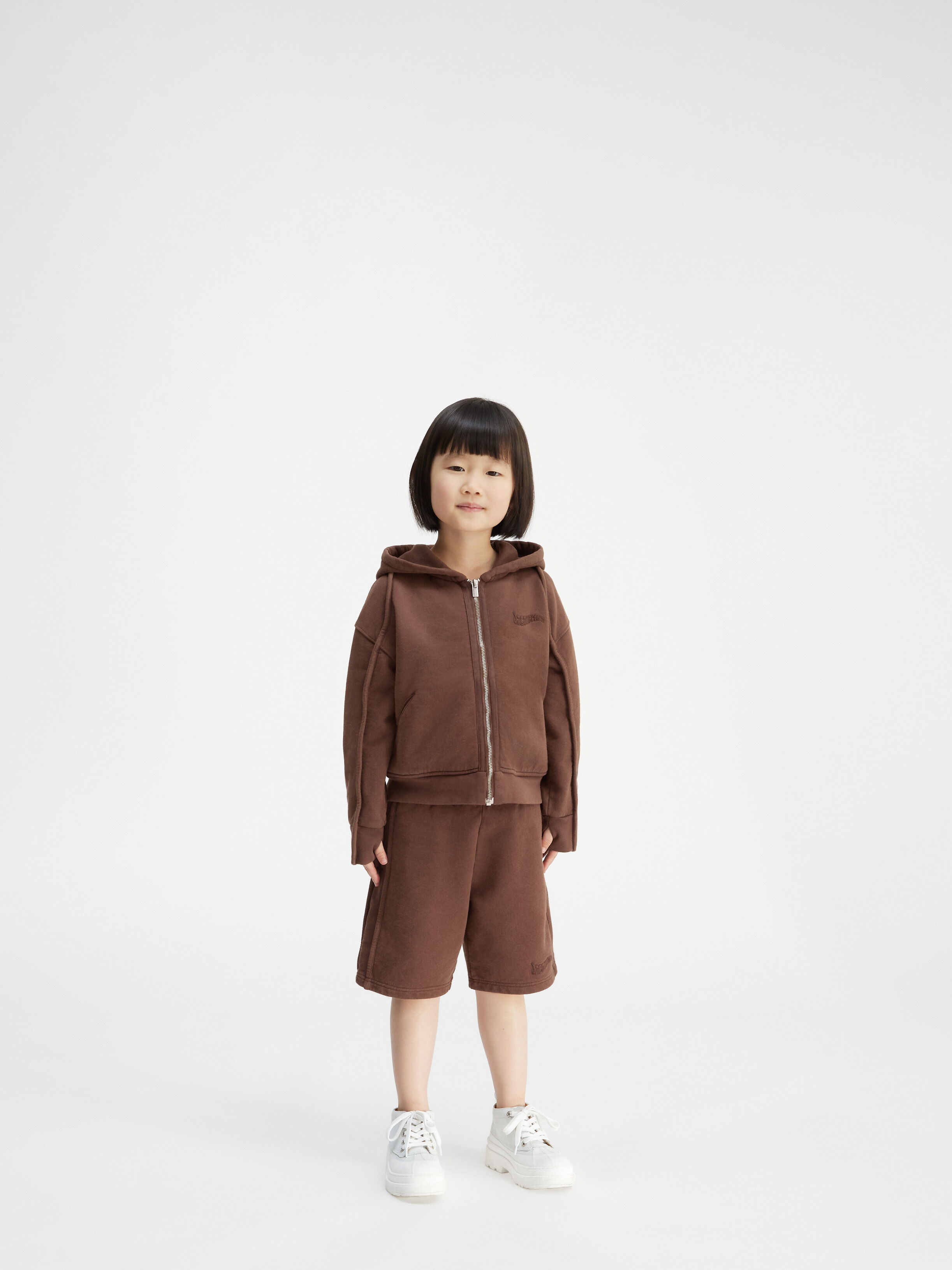 

Толстовка с капюшоном на молнии с логотипом Wave JACQUEMUS The Camargue kids' zipped sweatshirt, темно-коричневый