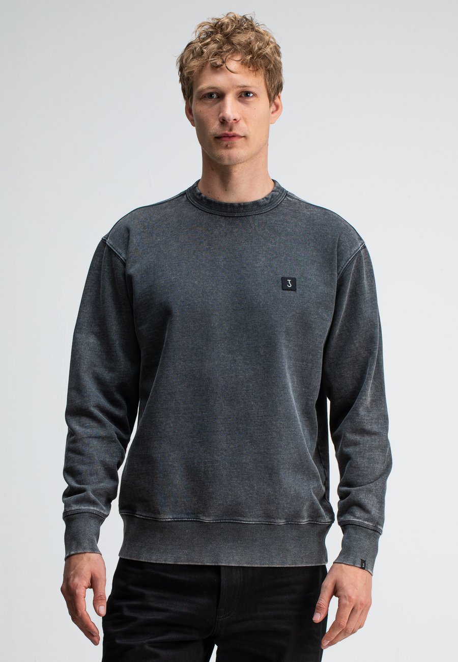 

Толстовка Butcher of Blue KURO LOOSE CREW, Montego Black/Black