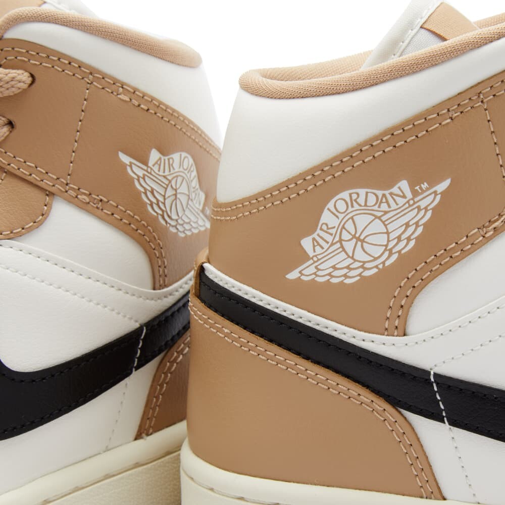 Кроссовки Air Jordan 1 Mid, коричневый/черный/белый — фото 4