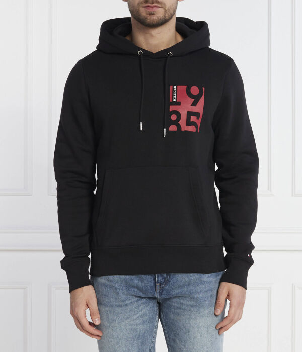 

Свитер с принтом на груди Regular fit Tommy Hilfiger, черный