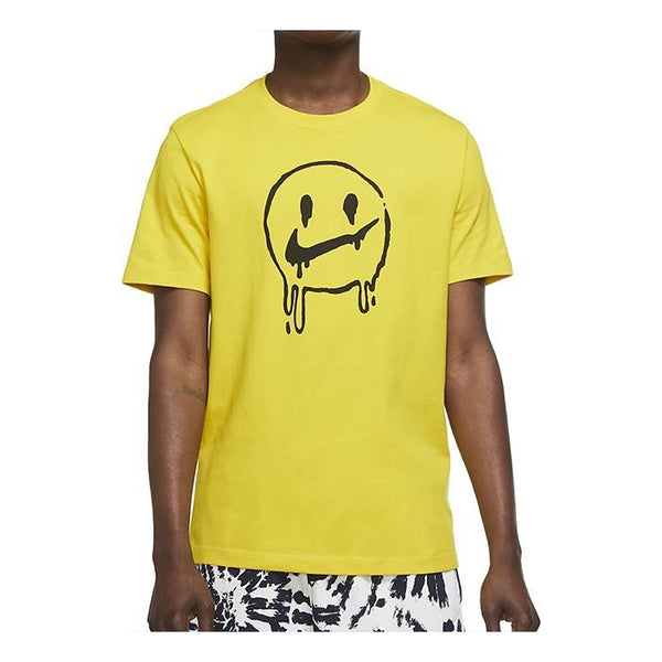 

Футболка peace, love, basketball short sleeve yellow Nike, желтый