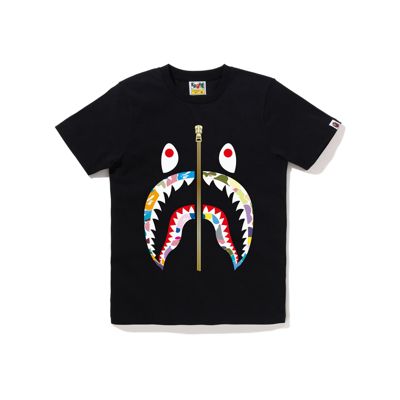 

Футболка Bape Multi Camo Shark женская черно-белая A BATHING APE, черная BKX