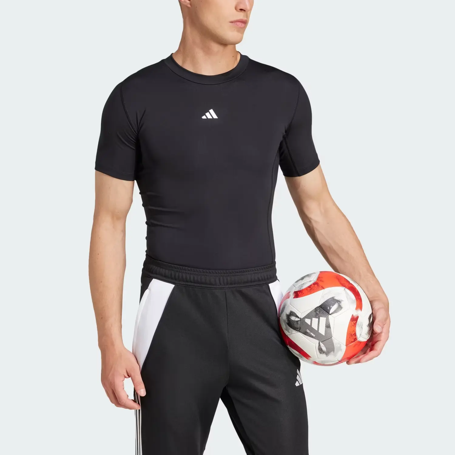 Мужская футболка AEROREADY SS25 Techfit Adidas, черный — фото 3
