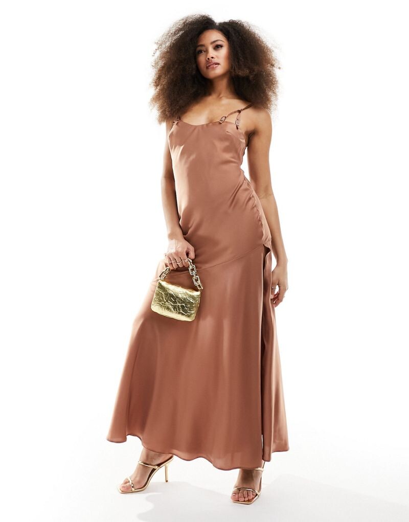 

Платье макси цвета мокко с атласными бретелями и пышной юбкой ASOS DESIGN
