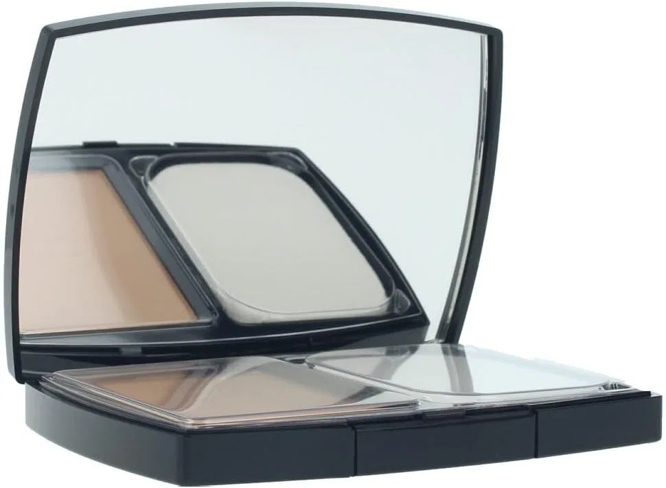 Пудра компактная Chanel B30 Ultra Le Tan