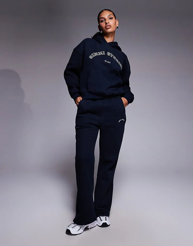 

Расклешенные спортивные брюки Simmi London Colby цвета «оксфорд»