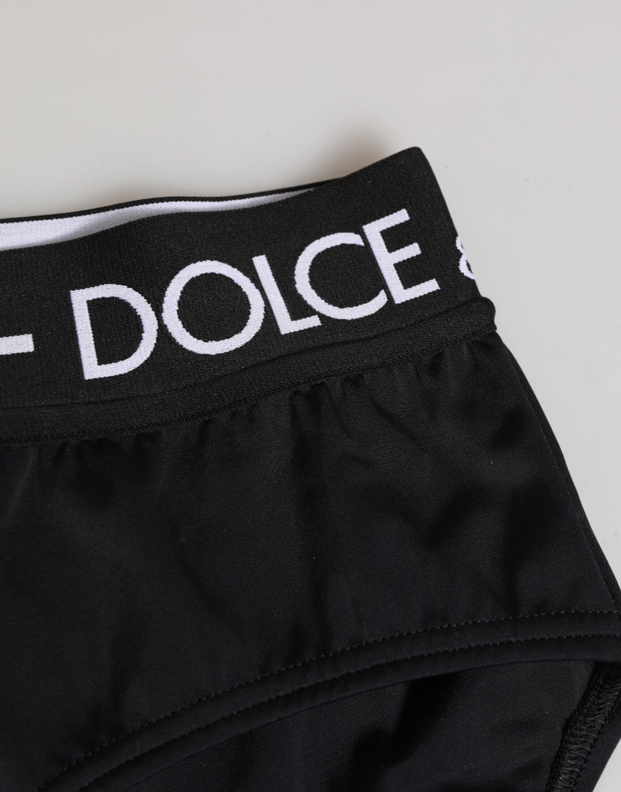 Черные нейлоновые шорты с логотипом на поясе Dolce & Gabbana, черный — фото 2
