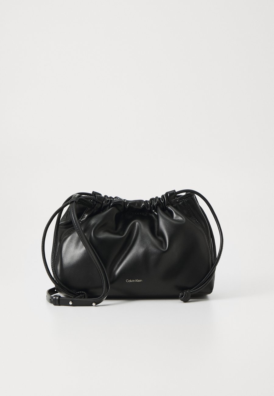

Сумка кросс-боди Calvin Klein Jeans DRAWSTRING BAG, Black