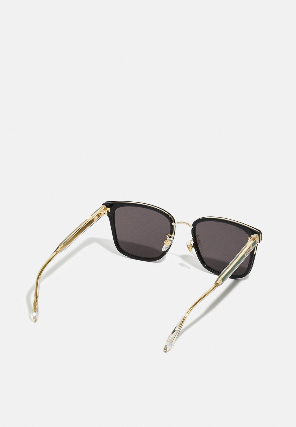 

Солнцезащитные очки Gucci, черный