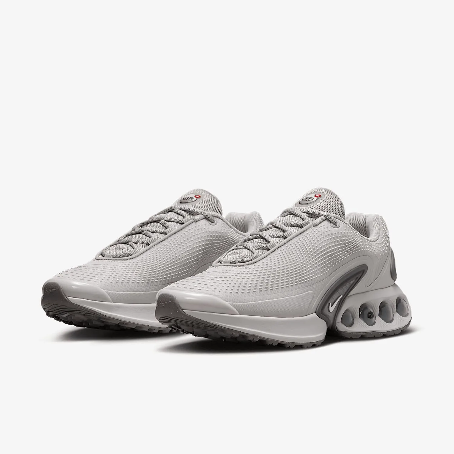 Кроссовки Nike Air Max Dn (DV3337-009, светло-стальнуюрь/светло-бежевый/плоский металлик/черный) — фото 2
