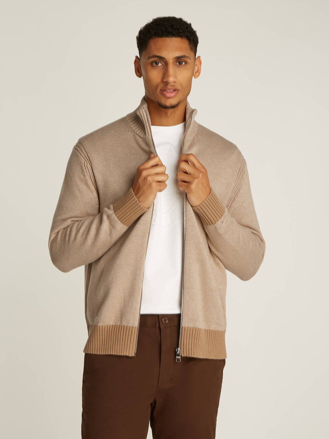 

Свитер Tommy Hilfiger Regular Fit, бежевый