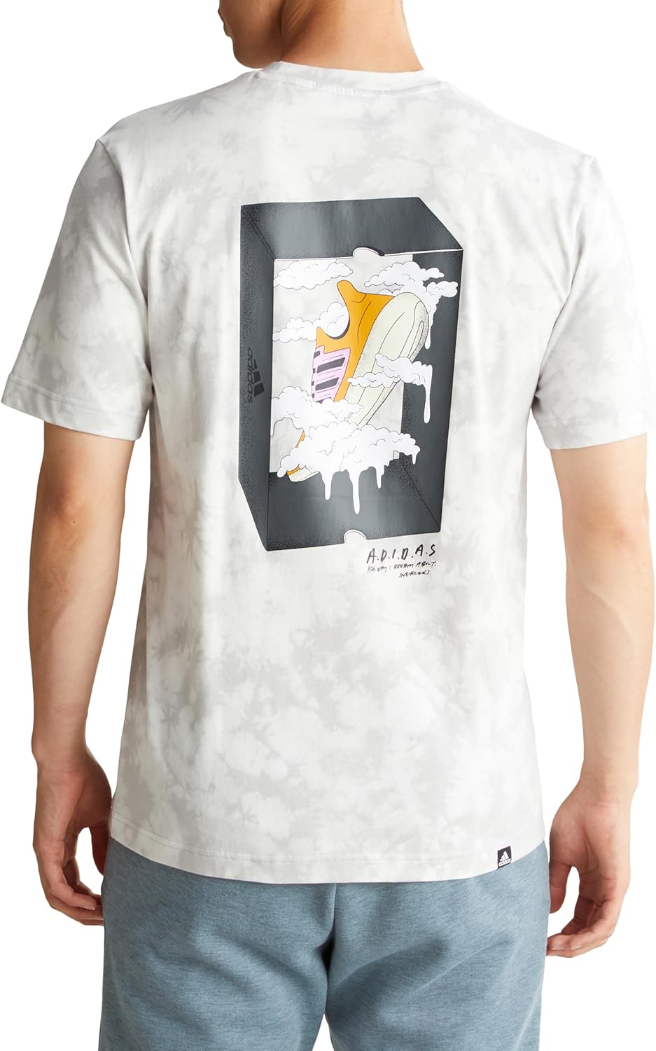 Мужская футболка Adidas JTM55 с коротким рукавом, All Day Dream About. Футболка с коротким рукавом и графическим принтом, белый — фото 2