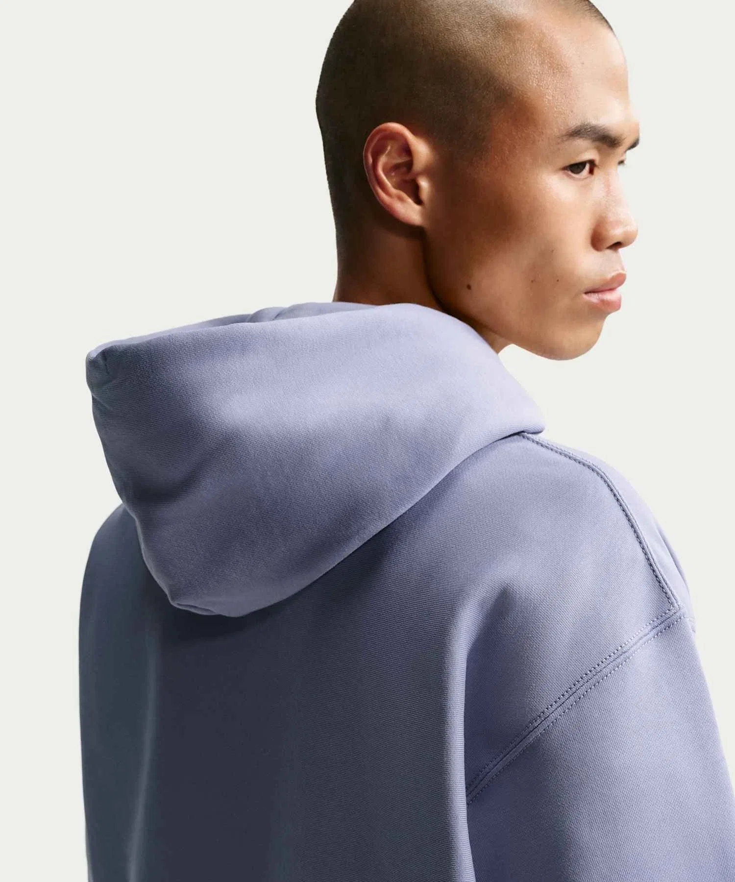 Мужская толстовка Nike Solo Swoosh с капюшоном HV1083-506, цвет «железо-фиолетовый». — фото 3