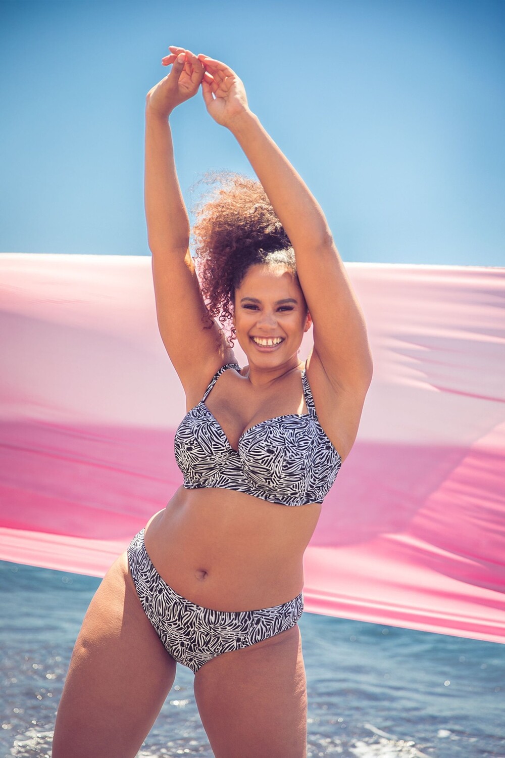 

Черные трусики с принтом Sundown Classic Curvy Kate, черный