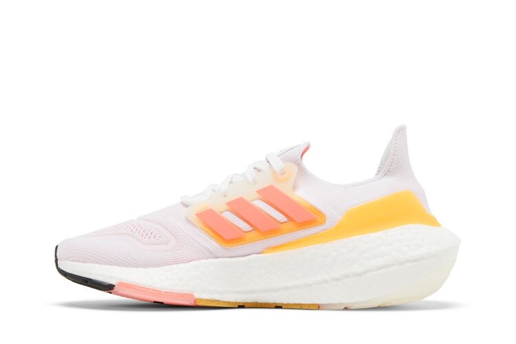 Кроссовки Adidas Wmns UltraBoost 22, белый — фото 3