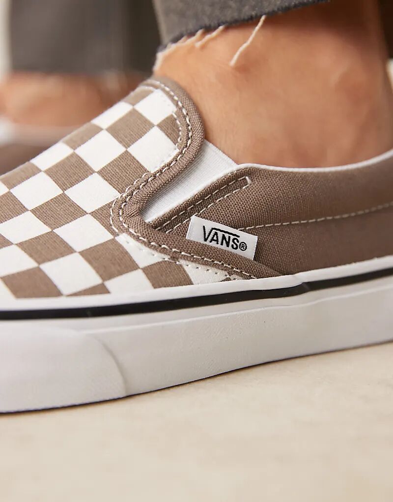 Кроссовки Vans Classic Slip-On в серо-коричневом и белом клетчатом цветах — фото 3