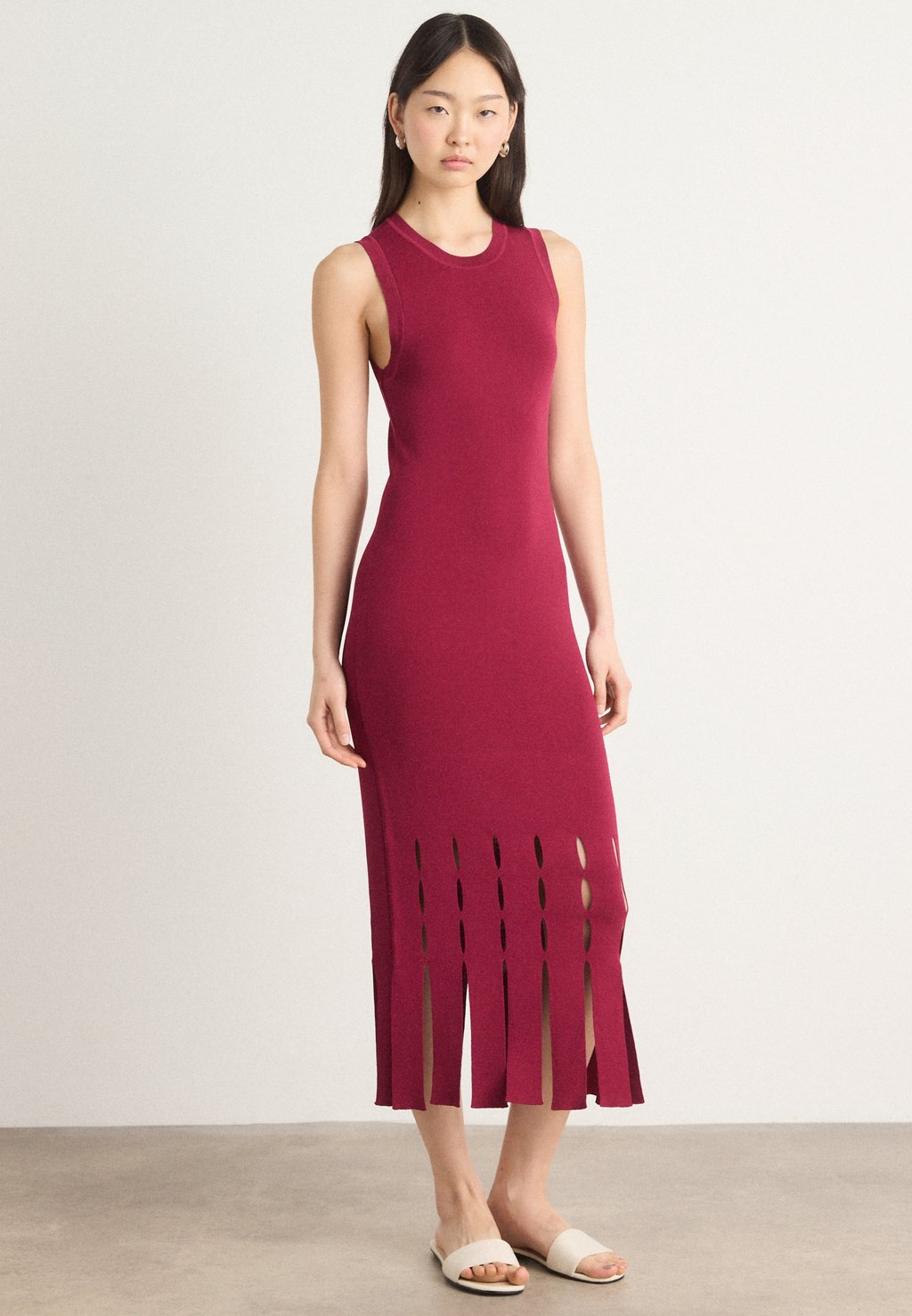 

Платье из джерси DRESS WITH FRINGE DETAIL DKNY, темно-красный