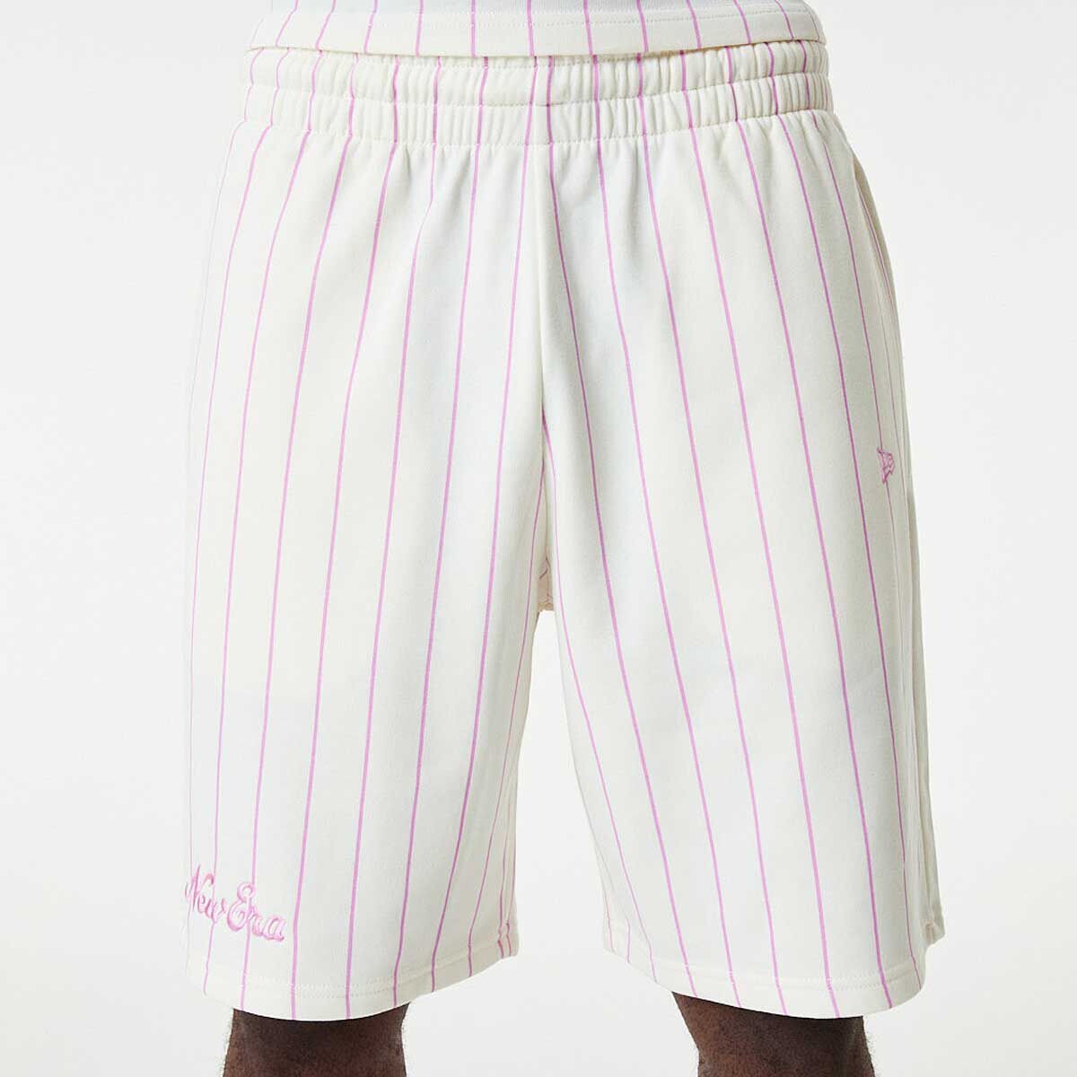 

Шорты BRANDED PINSTRIPE SHORTS New Era, цвет Grau