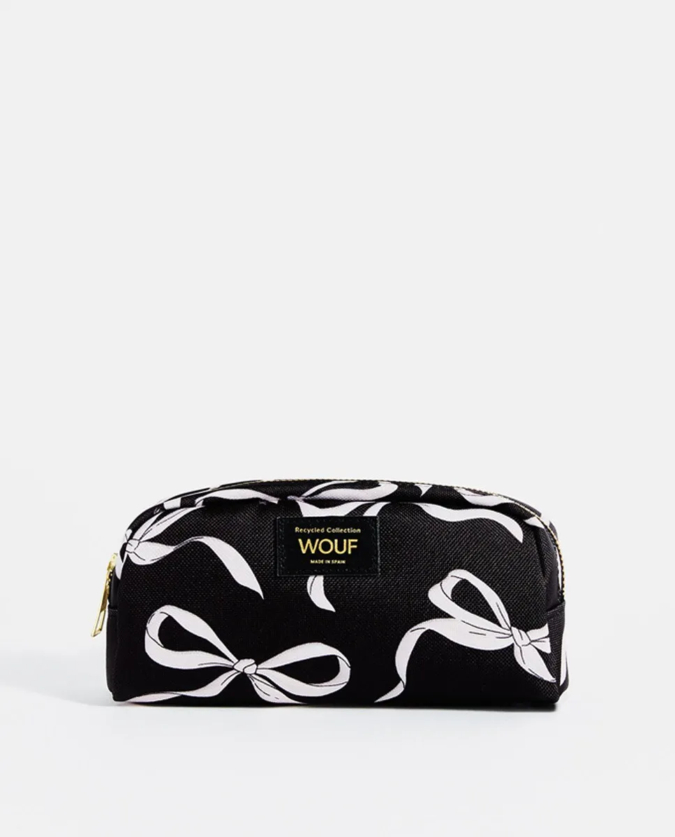 

Небольшая косметичка с черно-белым принтом в виде бантика Wouf