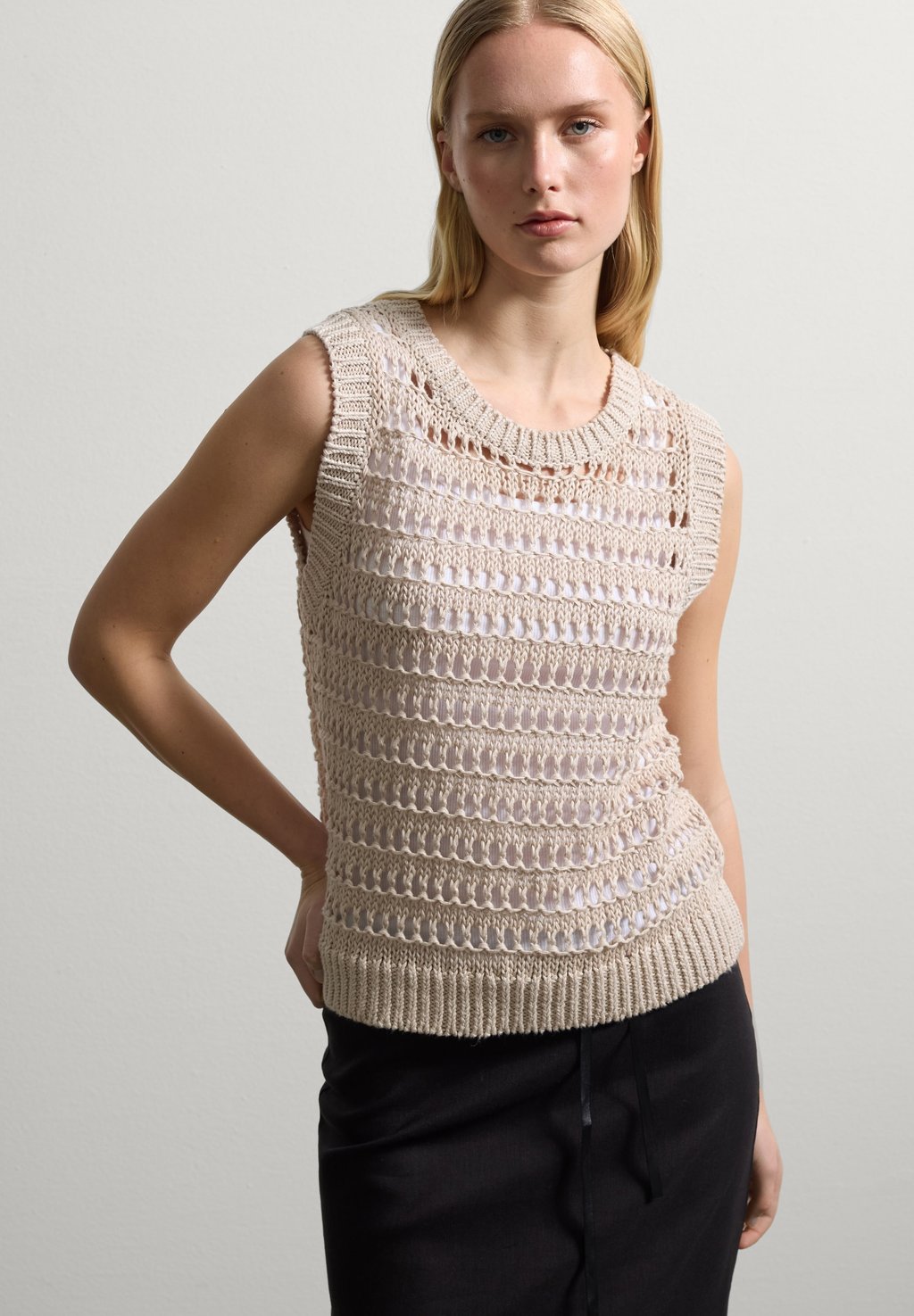 

Джемпер OPENWORK Stefanel, бежевый