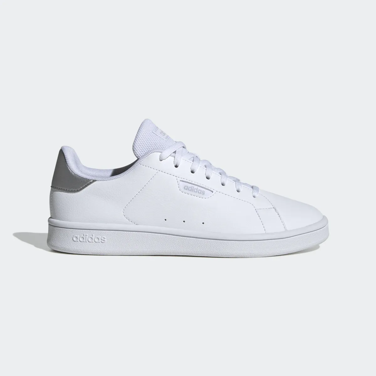 Спортивные кроссовки adidas "URBAN COURT" Adidas Sportswear, цвет Cloud White / Silver Metallic / Silver Metallic — фото 2